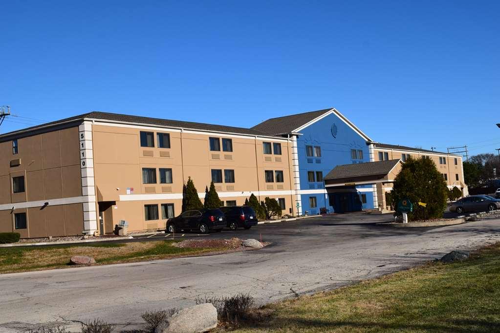 Americinn By Wyndham Glendale Milwaukee Whitefish Bay Екстер'єр фото