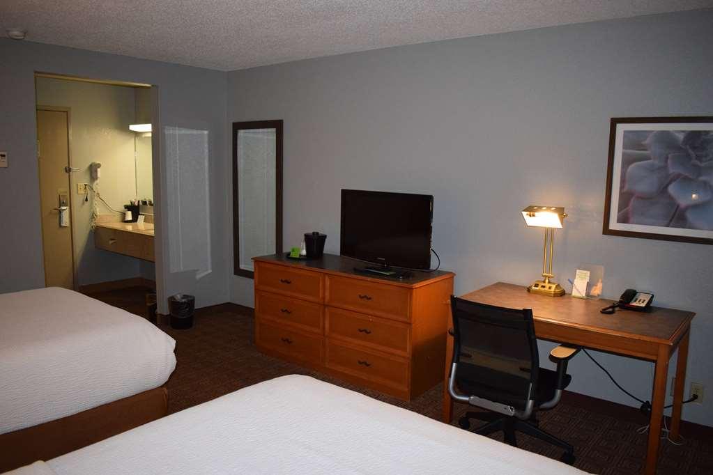 Americinn By Wyndham Glendale Milwaukee Whitefish Bay Зручності фото