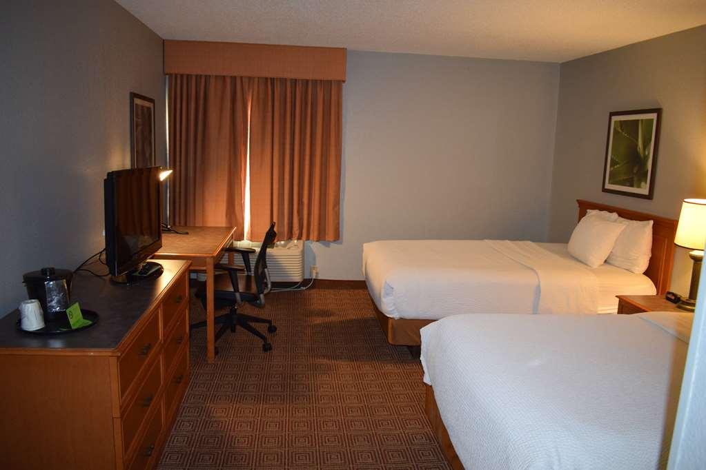 Americinn By Wyndham Glendale Milwaukee Whitefish Bay Зручності фото