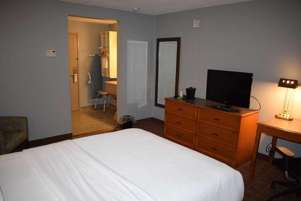 Americinn By Wyndham Glendale Milwaukee Whitefish Bay Зручності фото