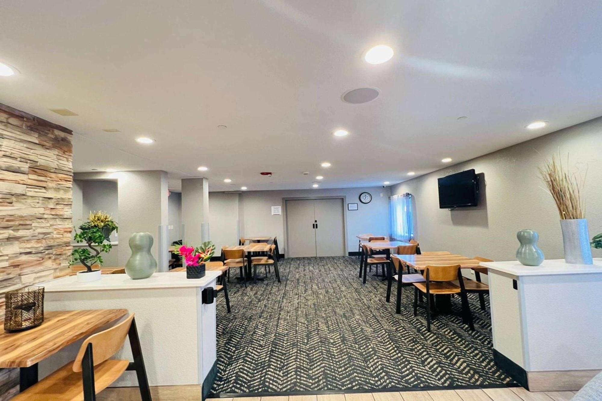 Americinn By Wyndham Glendale Milwaukee Whitefish Bay Екстер'єр фото