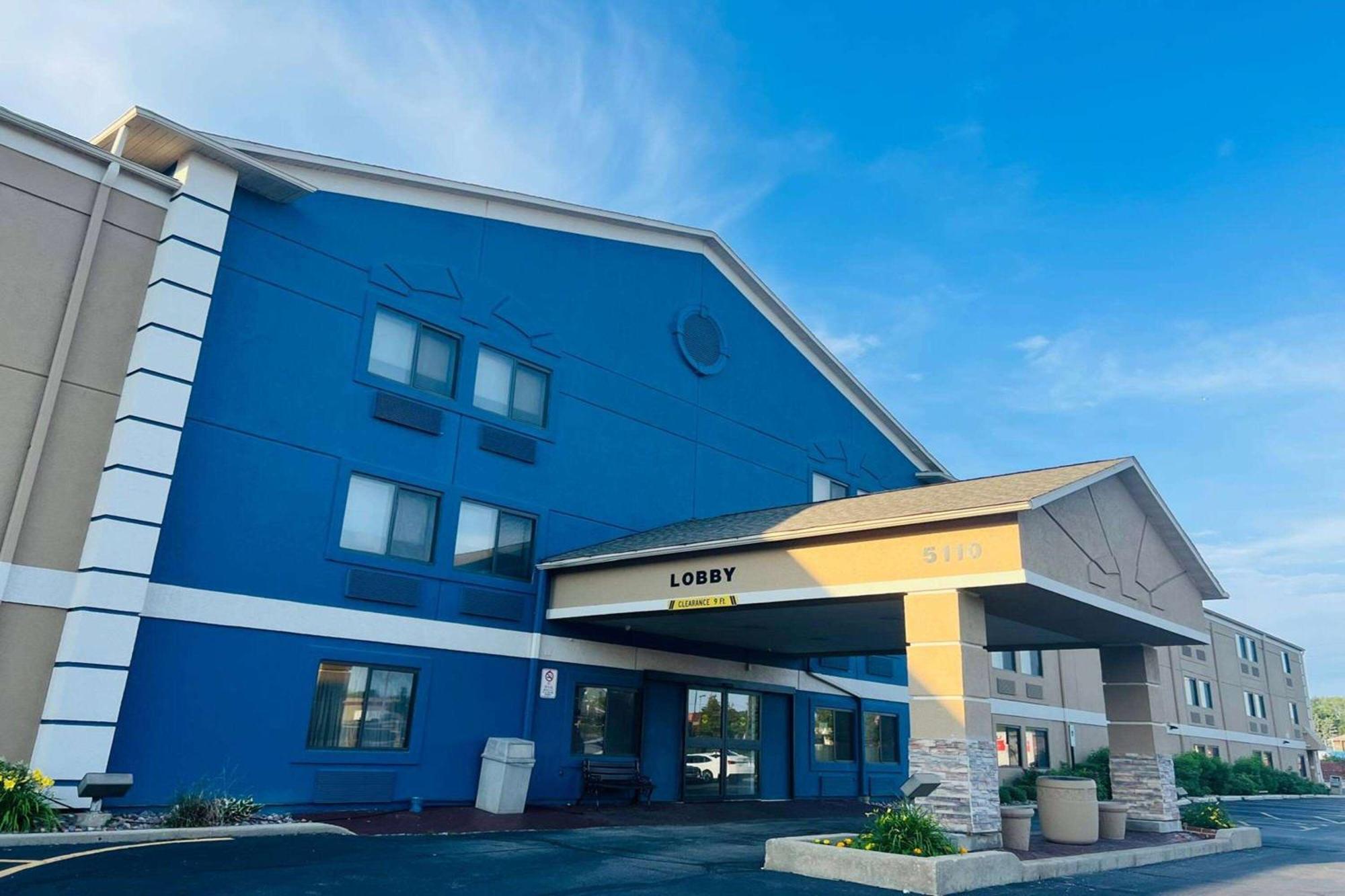 Americinn By Wyndham Glendale Milwaukee Whitefish Bay Екстер'єр фото