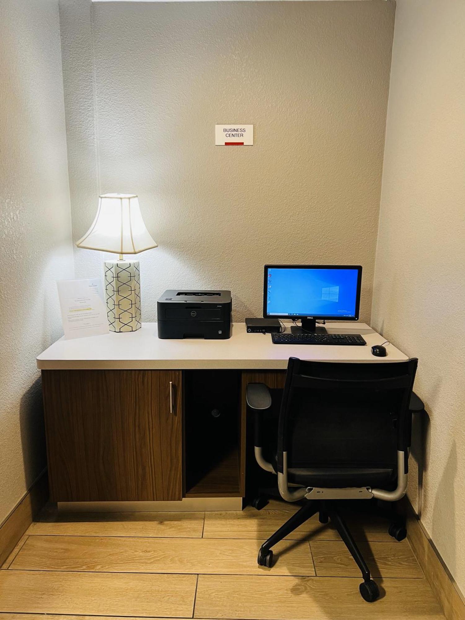 Americinn By Wyndham Glendale Milwaukee Whitefish Bay Екстер'єр фото