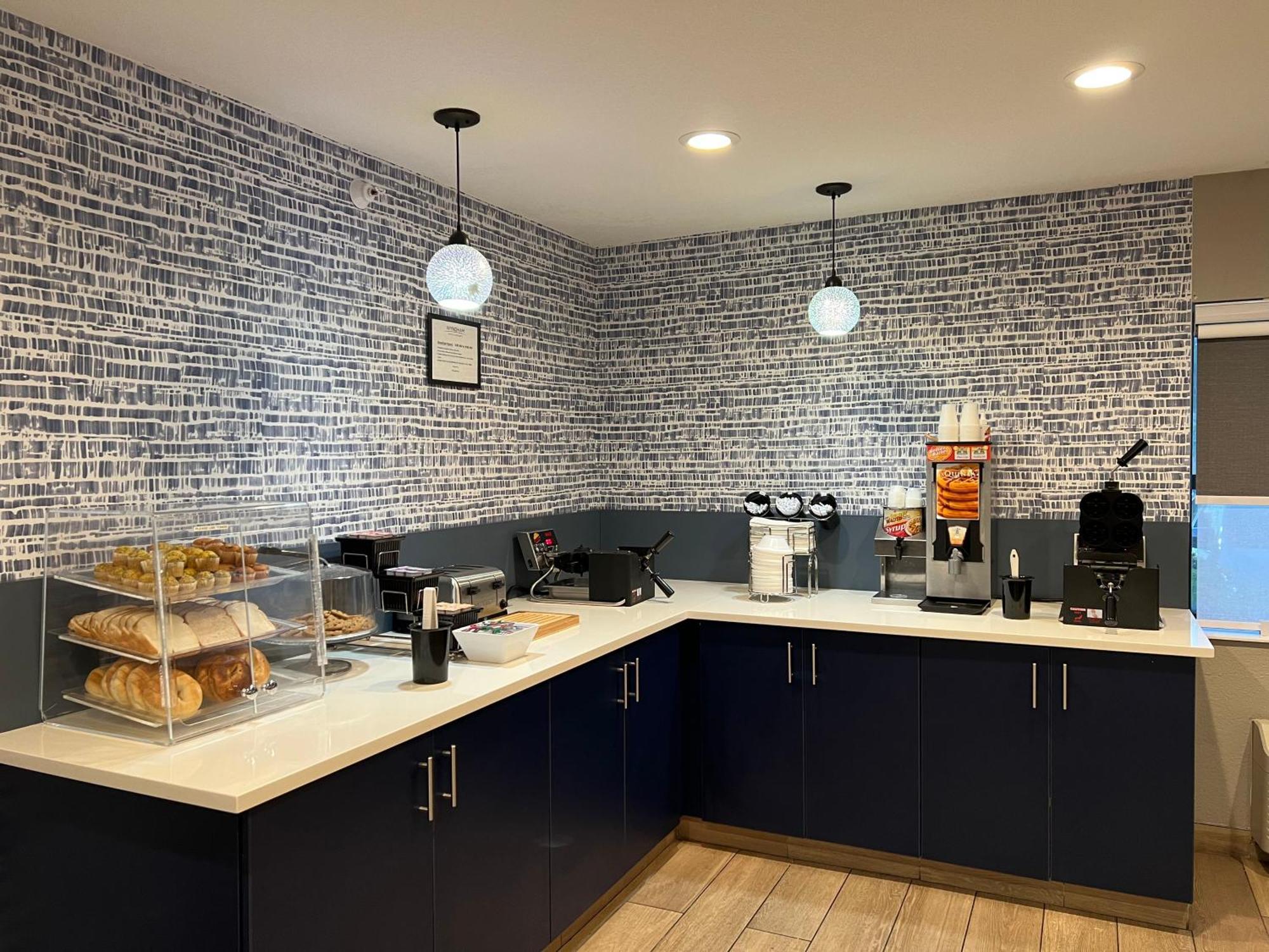 Americinn By Wyndham Glendale Milwaukee Whitefish Bay Екстер'єр фото