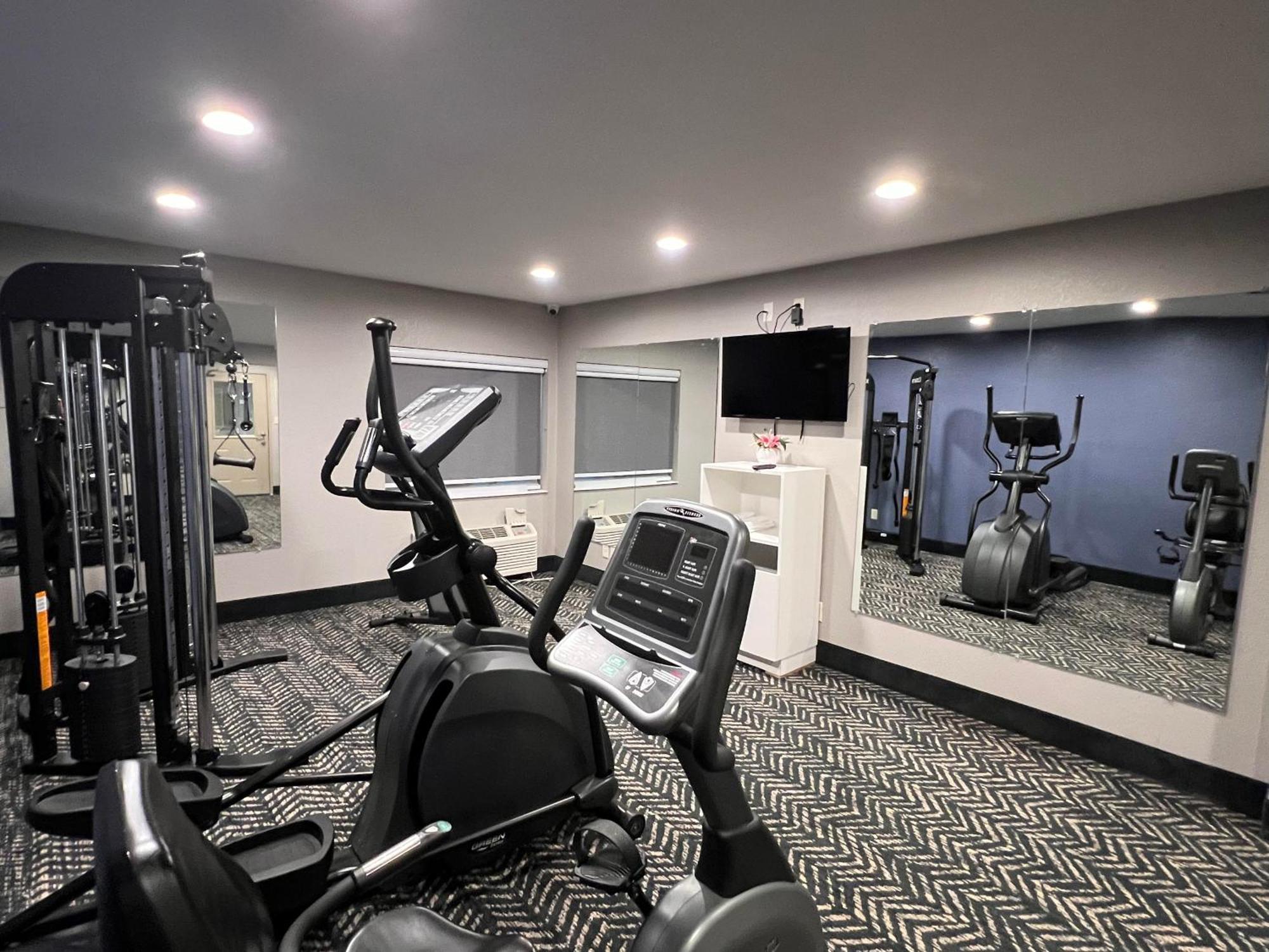 Americinn By Wyndham Glendale Milwaukee Whitefish Bay Екстер'єр фото